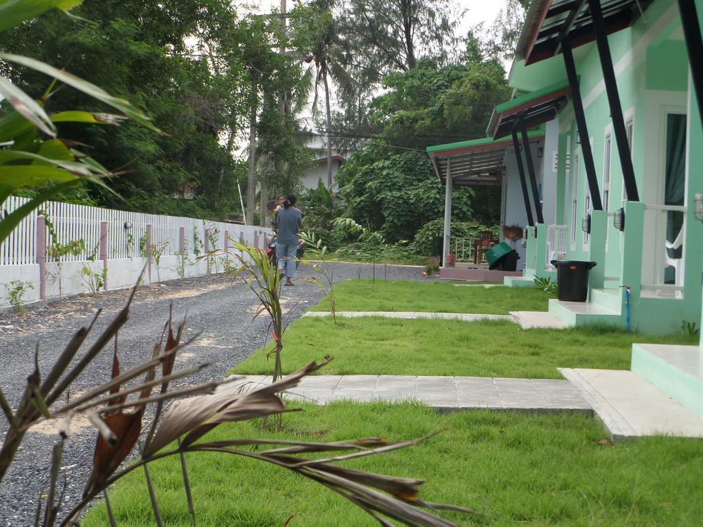Hotel Lanta Triple Novel Ko Lanta Exterior foto