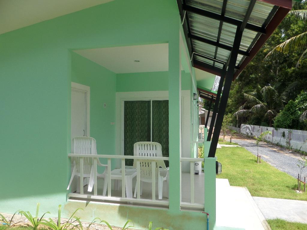 Hotel Lanta Triple Novel Ko Lanta Exterior foto